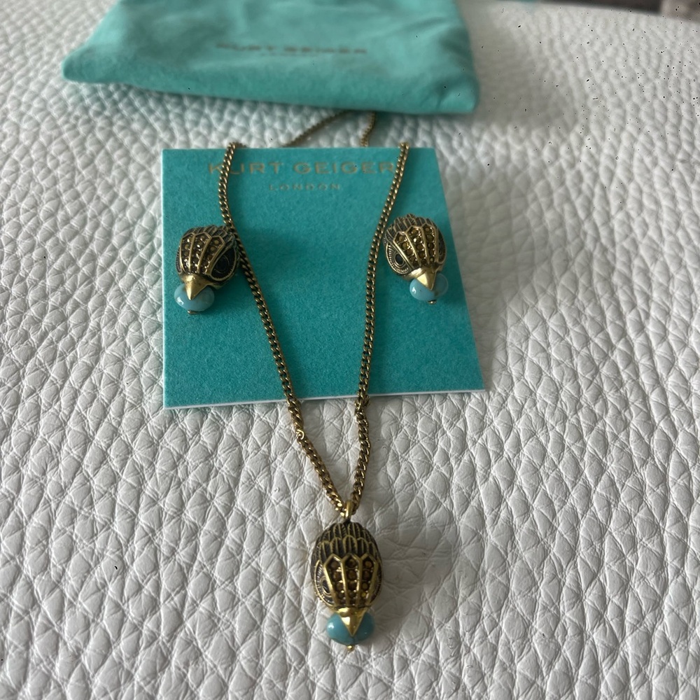 Kurt Geiger London Eagle Head Jewelry Set Necklace + Earrings New With Tags